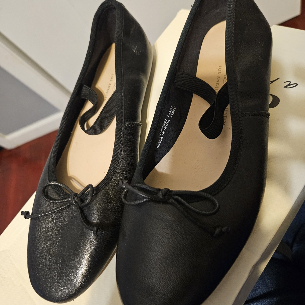 Chinese Laundry Black Ballet Flats